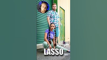 Easy Way to Remove Your Ex from a Photo #ai #aiart #shorts