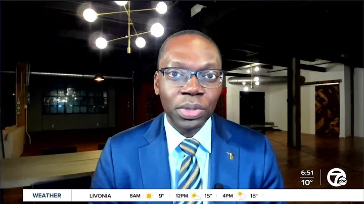 Lt. Gov. Garlin Gilchrist reacts to Meshawn Maddoc...