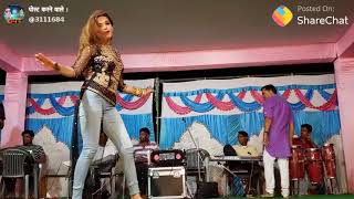 Hot Cute Girl Dance On Flor