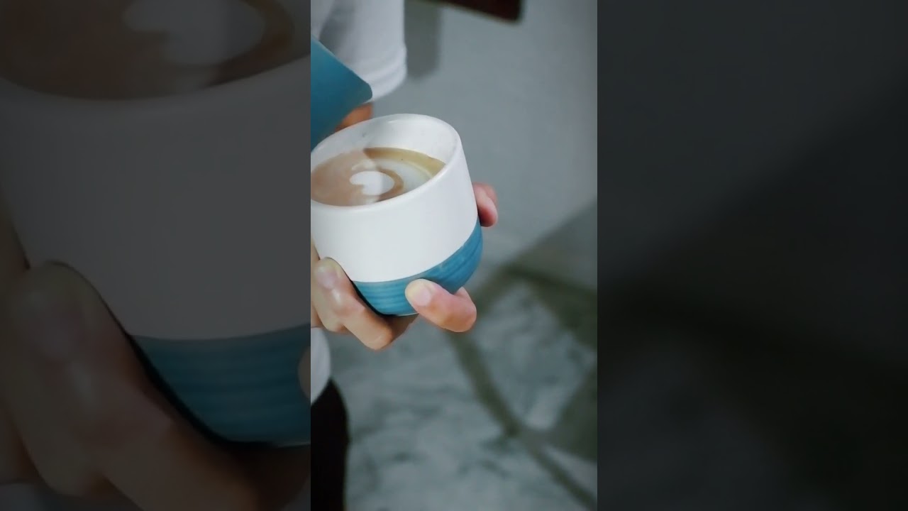 Nice wing tulip latte art #shorts #latteart #tuliplatteart #coffee #cappuccino