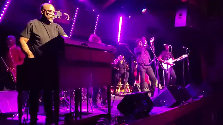 Karl Denson's Tiny Universe - Rebel Rebel (Live CB...