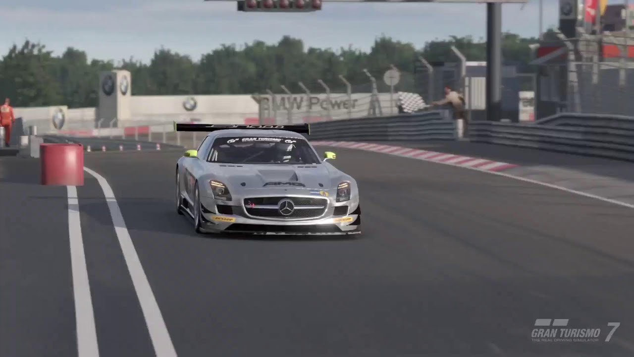 Mercedes SLS AMG GT3 '11  sur la Nordschleife