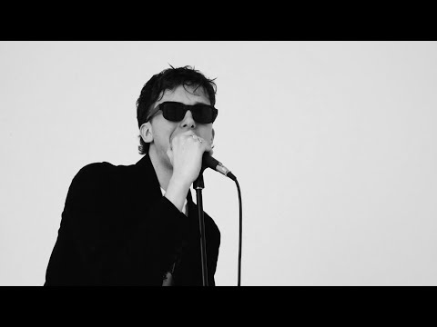 Ten Tonnes — Monday Morning
