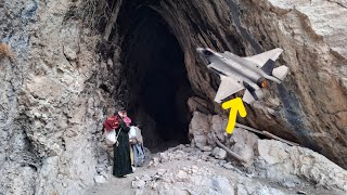 A homeless mother took her children to a safe dream cave on the seventh day of the war.