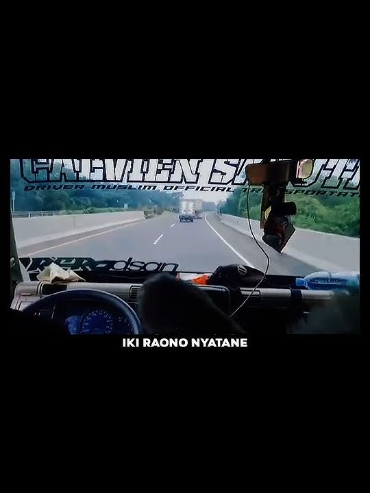 video shot 34 detik dari dalam kabin canter