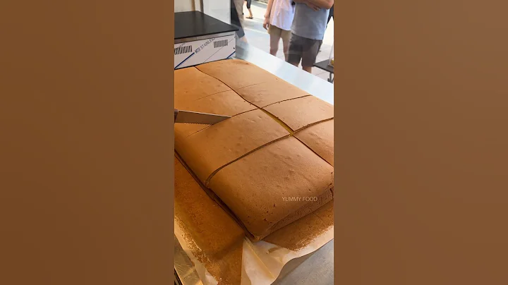 Original Jiggly Cake Cutting #shortvideo