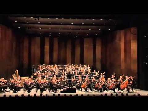 Video: Forskellen Mellem Opera Og Musikalsk