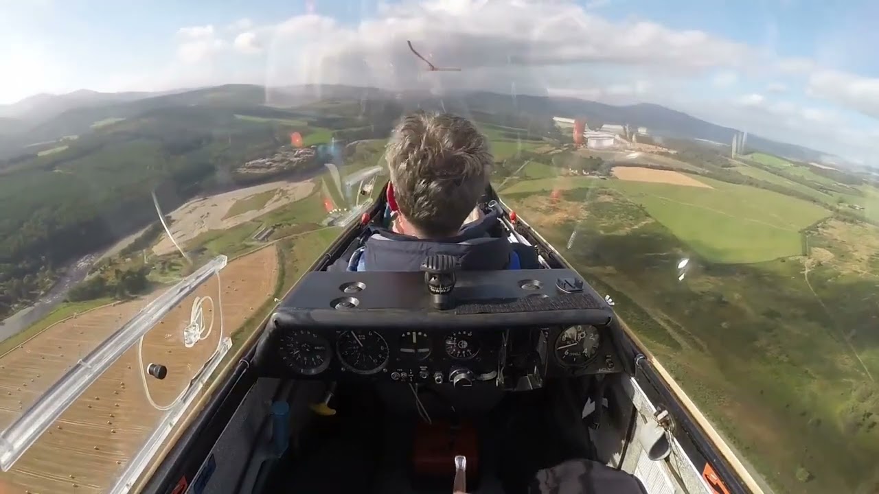 Hovering in a 45 knots wind in October 2016