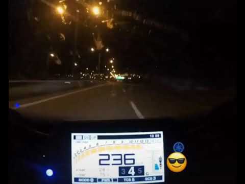 GECE GECE İSTANBUL YOLCUSUYUM GENE UYKUSUZUM 