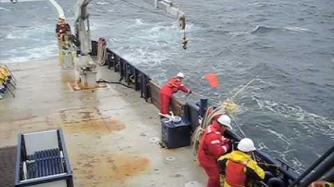 Seafloor Electromagnetic Receiver Recovery