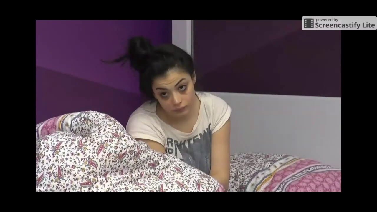 Kızlar yarı final galasının sabahında uyanıyor.