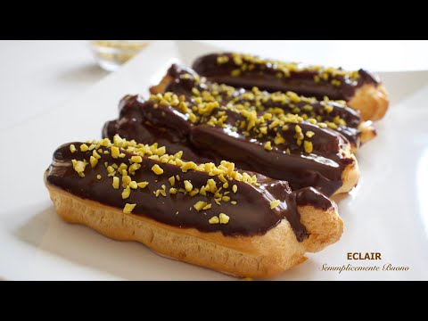 Video: Ottieni La Ricetta: Eclairs Alla Crema Pasticcera