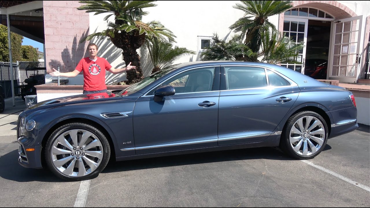 The 2020 Bentley Flying Spur Is a $275,000 Ultra-Luxury Sedan