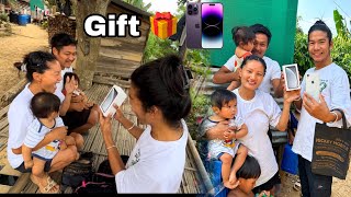 Surprised iPhone gift for Sebnaga family || shocked to see their reaction  || Nagaland