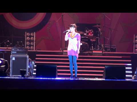 2011 高雄燈會藝術節 丁噹 演唱經典K歌"我愛他"