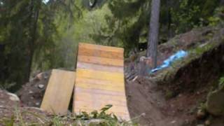 MTB DIRT JUMPING