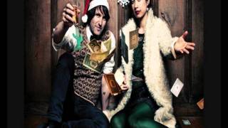 Emmy The Great & Tim Wheeler - Zombie Christmas YouTube Videos