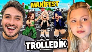 ERKEK ARKADAŞIMLA MANİFEST KIZLARI OLUP İNSANLARI TROLLEDİK! | roblox brookhaven 🏡rp