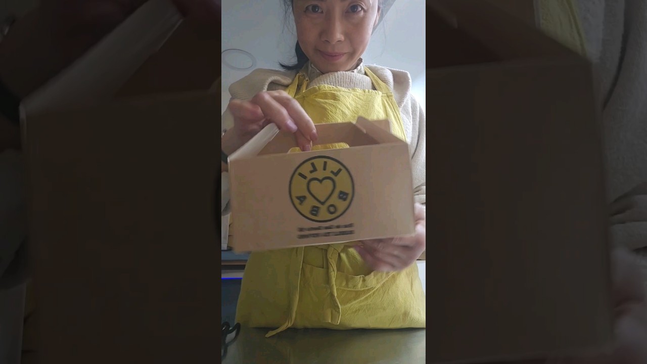 New customised boxes for our cakes! come to our store to grab your box of cookies now!