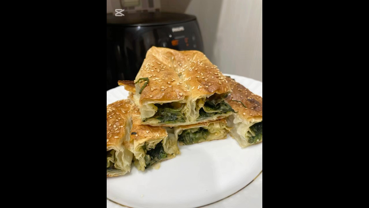 Ispanaklı börek tarifi | ıspanaklı börek nasıl yapılır #yemektarifi #börektarifleri #ıspanaklıbörek Ispanaklı börek tarifi | ıspanaklı börek nasıl yapılır #yemektarifi #börektarifleri #ıspanaklıbörek