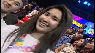 Julia Perez Feat Indra Brugman