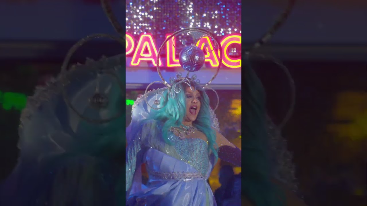 Recap New Years Disco Ball at Palace