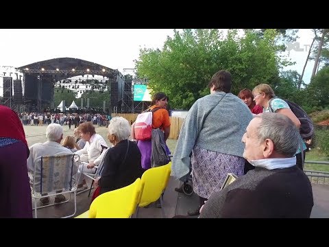 Les a&icirc;n&eacute;s de l'EHPAD de Luxey invit&eacute;s &agrave; Musicalarue