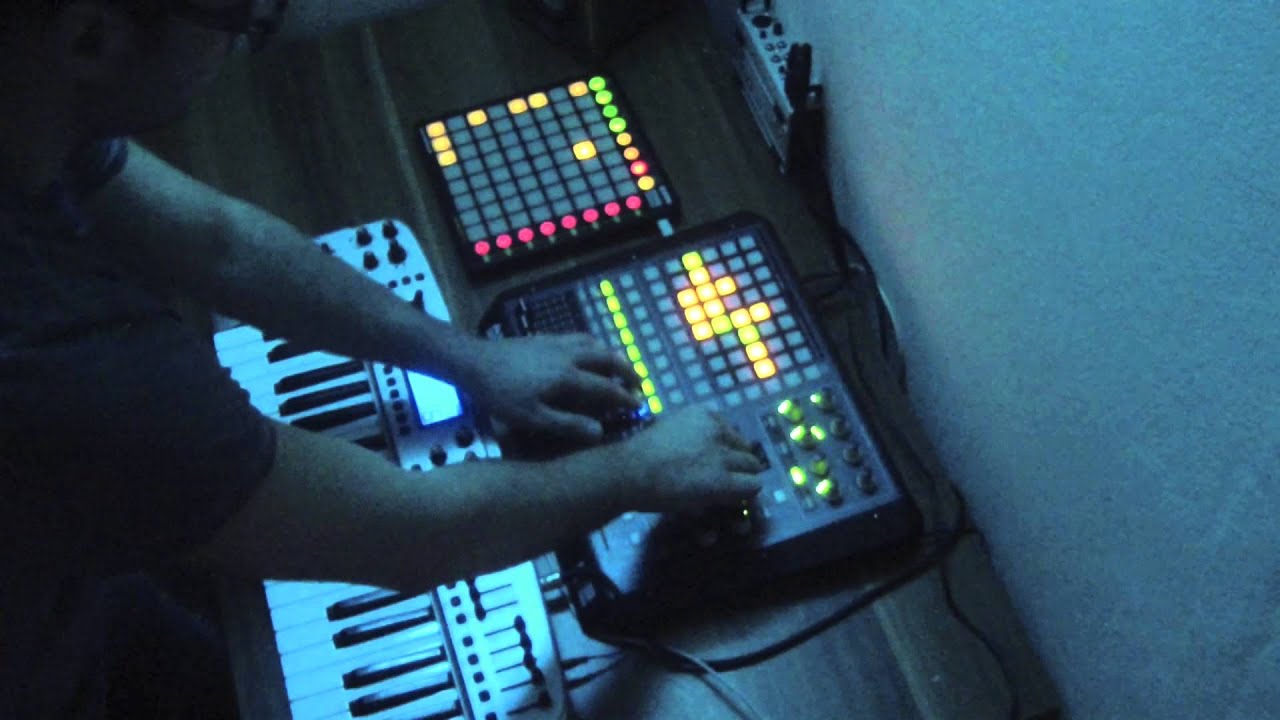 Lex Cruiser Akai APC40 Deep House Live Performance