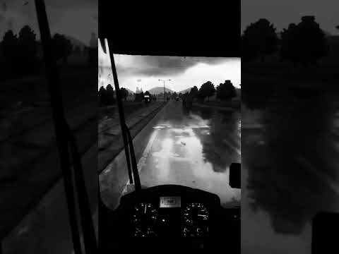 ضحكتى بس بطلع لما بكون بتصور صوره