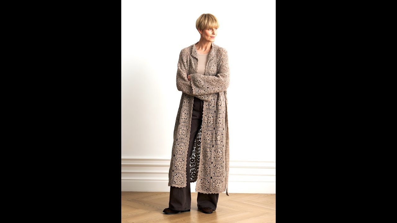 Пальто "Венецианская плитка" и классный аксессуар