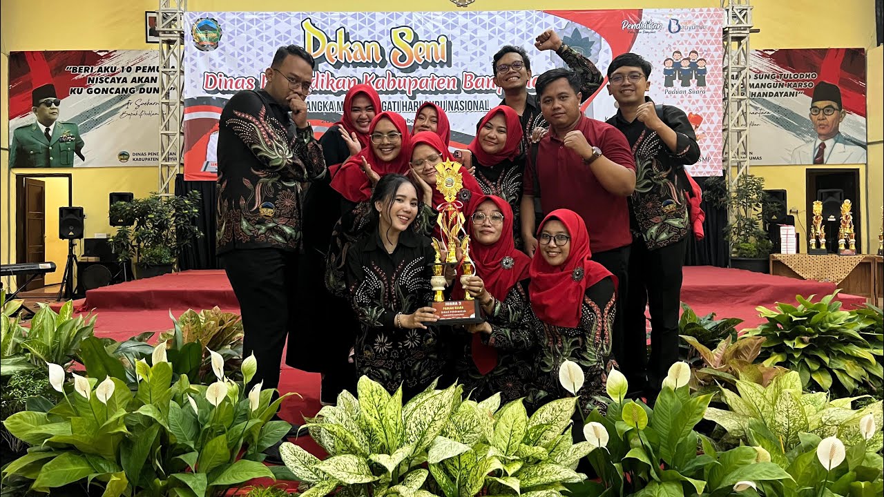 Juara 3 Lomba Paduan Suara Pekan Seni HGN - MARS DINAS PENDIDIKAN KABUPATEN BANYUMAS