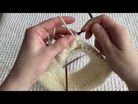 Short round in WS: creating double stitch from the first stitch
