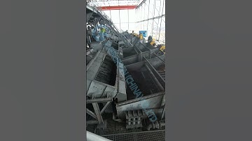 Vibrating screen #evergreen #mining #tailings #screen #screening