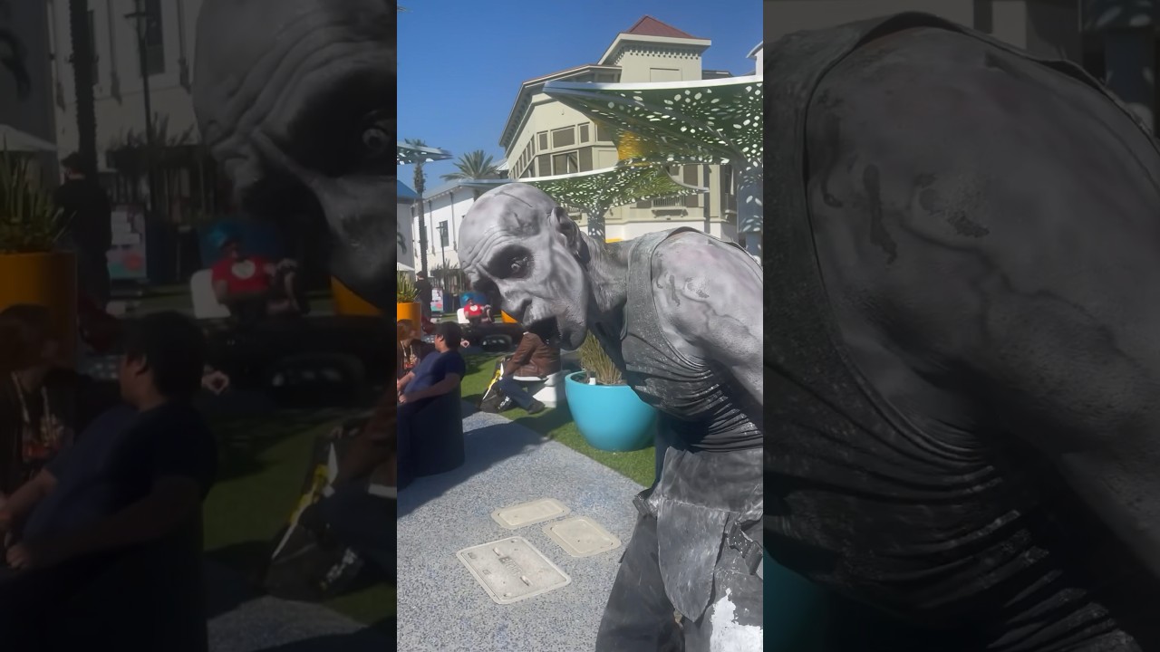 Best zombie cosplay from Spooky Empires Zombie Walk 2022! 