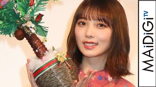 乃木坂46与田祐希、花柄シャツワンピのガーリーコーデ　ふんわりヘアでキュートな笑顔