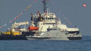Парад ко дню ВМФ. Сирия, Тартус Парад ко дню ВМФ. Сирия, Тартус