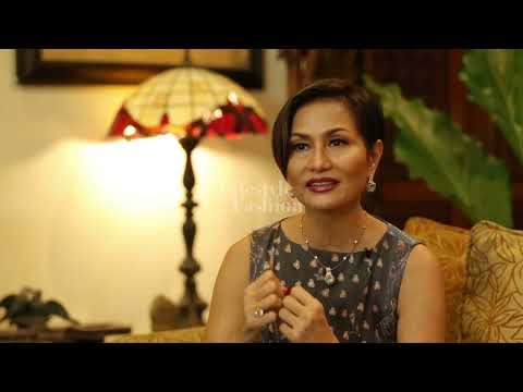 PEOPLE AND HOBBIES : TARI TANGO (RATIH SOE KOSASIE) PART 2