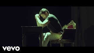 Miniatura de vídeo de "Άρης Καμπανός - Μη Ρωτάς"