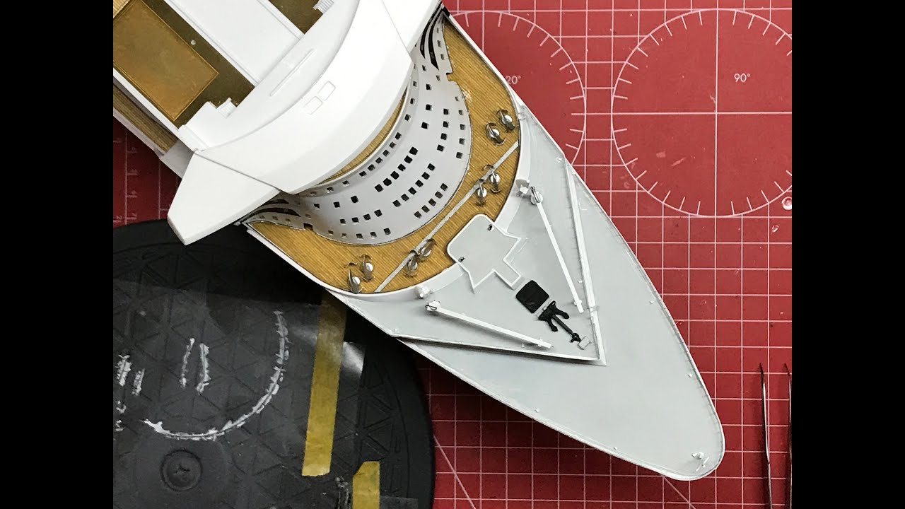 1/400 Queen Mary 2, full build with commentary from Stephen Payne Episode 23, Steps 28 & 68