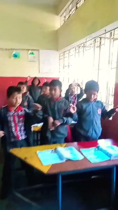 class2 As I lie on my back poem #2b #school #class2 #students # ...