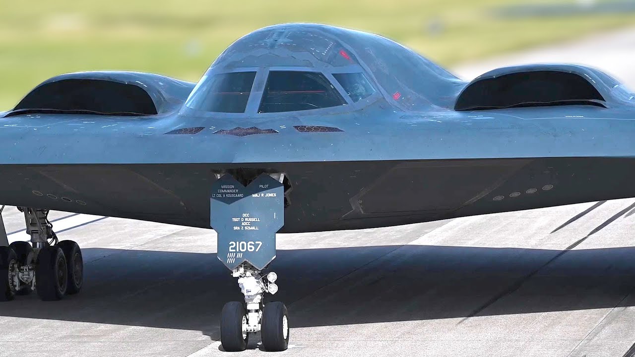 2 Billion US B2 Spirit Stealth Aircraft Takeoff YouTube 2 Billion US B2 Spirit Stealth Aircraft Takeoff YouTube