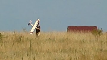 E-flite Apprentice Crash - Joab Sings - Behind the Scenes