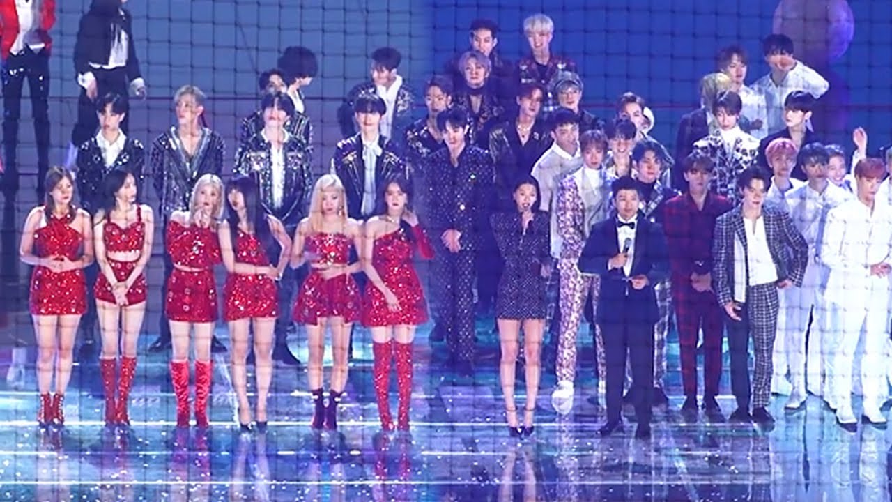 Son Naeun & Cha Eunwoo ❤ Moment 12 - SBS Gayo Daejon 2019