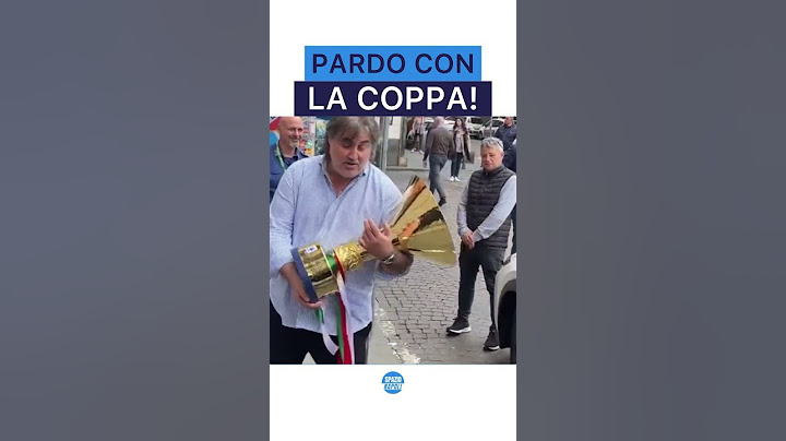 PIERLUIGI PARDO COCCOLA LA COPPA SCUDETTO: GUARDATE COSA STA FACENDO😨‼️ #sscnapoli #shorts