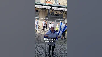 Israeli woman swears at Palestinians during so-called Israeli “flag march”