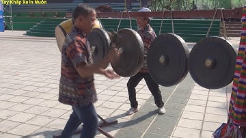 Khua Luống Và Cách Đánh Trống Độc Lạ Của Người Thái Thanh Hóa, Tại Ngày Hội Văn Hóa Thái Lần Thứ II