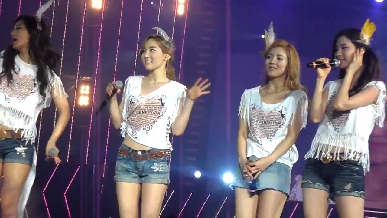 [Fancam] 120212 SNSD - It's Fantastic @Girls' Generation Tour in Bangkok