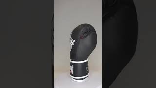 Video: OKO LEATHER BOXING GLOVES - 16 OZ