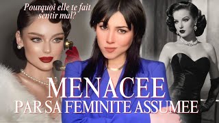Pourquoi tu te sens MENACEE par les FEMMES BELLES ET TRES FEMININES (Et comment être 'SECURE').