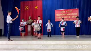 Đồng diễn trống chào cờ, chào mừng, hành tiến chào mừng Đại hội Đoàn TNCS Hồ Chí Minh toàn quốc